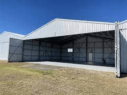 هناجر ومستودعات ساندوتش بانل